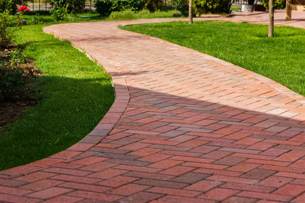 Reliable Lincoln Center, KS Driveway Pavers Solutions